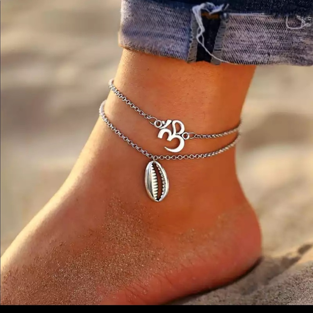 NEW Vintage Handmade Bracelet on Leg